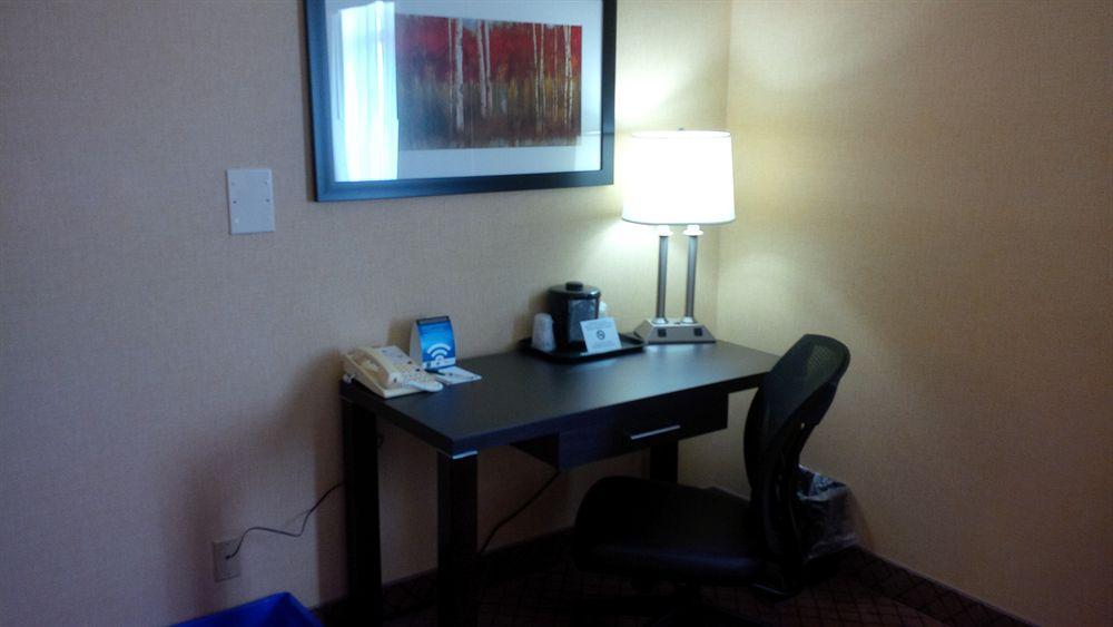 Holiday Inn Express Hamilton-Stoney Creek Extérieur photo