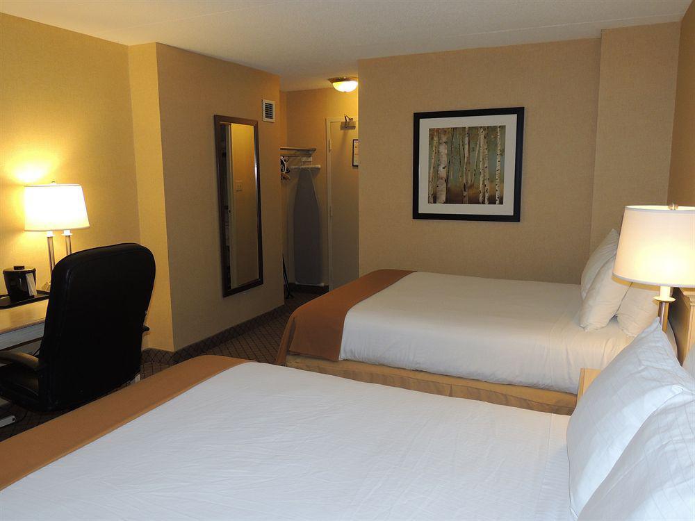 Holiday Inn Express Hamilton-Stoney Creek Extérieur photo